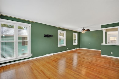 2908 Meadow Ln, West Des Moines, IA 50265 - photo 2