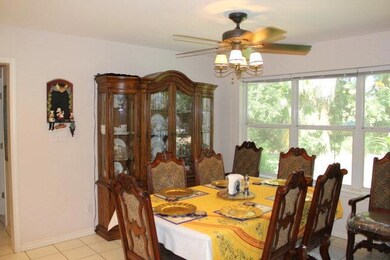 1910 N Forest Ln, Weslaco, TX 78596 - photo 6