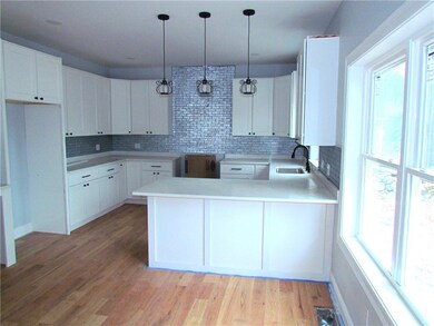 15 Zircon St, Warwick, RI 02886 - photo 3