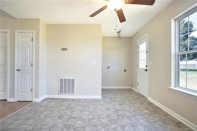 139 Potts Grant Ln, Statesville, NC 28625 - photo 5