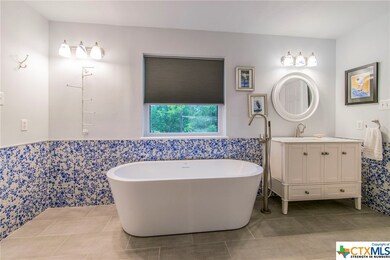 826 Thousand Oaks Loop, San Marcos, TX 78666 - photo 5