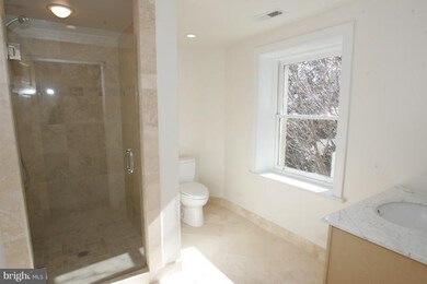 509 Cathedral St unit E, Baltimore, MD 21201 - photo 3