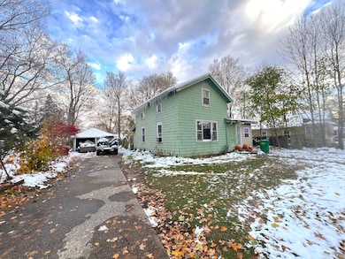 511 Maple St, Three Rivers, MI 49093 - photo 2