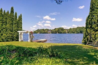 12 Davis Cir, Sutton, MA 01590 - photo 2