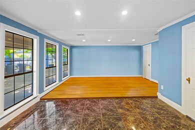 6903 Weston St, Houston, TX 77021 - photo 5