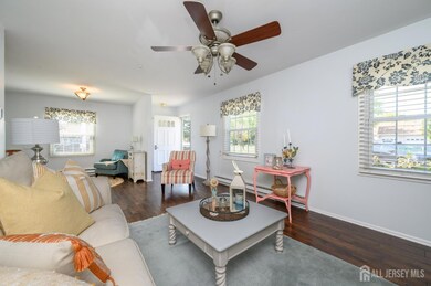 166 Cours de Lorraine unit D, Freehold, NJ 07728 - photo 5