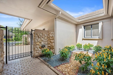 1810 Gulfstream Way, West Palm Beach, FL 33411 - photo 3