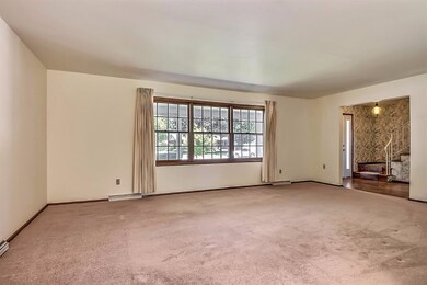 307 E Elizabeth Dr, Crown Point, IN 46307 - photo 3