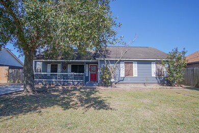 7627 County Road 669b, Alvin, TX 77511 - photo 2
