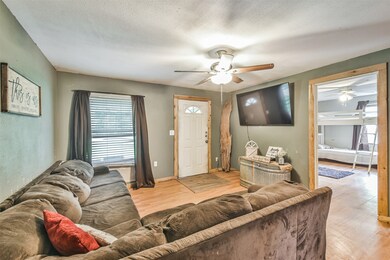 847 County Road 373, Splendora, TX 77372 - photo 3