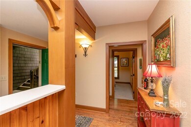 180 Creekside Way unit E-201, Burnsville, NC 28714 - photo 2