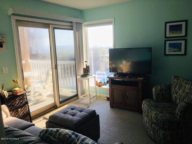 1101 S LAKE PARK B2 35
