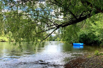 1369 SW Argo Ln, Grants Pass, OR 97527 - photo 6