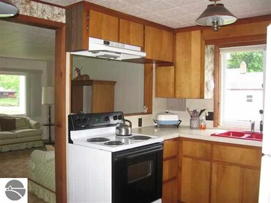 7368 W Esmond Rd, Hale, MI 48739 - photo 4