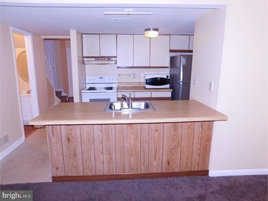 325 Thayer Ct, Newark, DE 19702 - photo 7