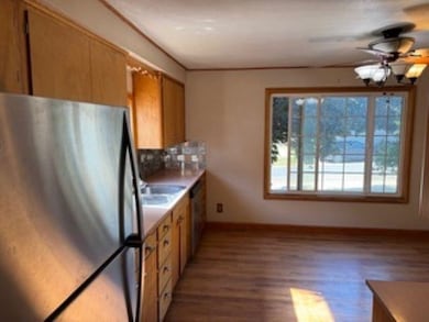 314 Marshall St, Davenport, WA 99122 - photo 2