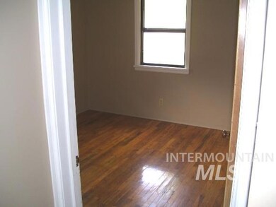 320 W 20th St, Burley, ID 83318 - photo 7