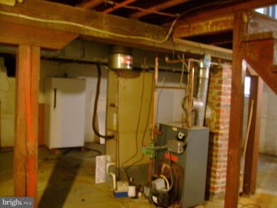 6805 Old Solomons Island Rd, Friendship, MD 20758 - photo 4