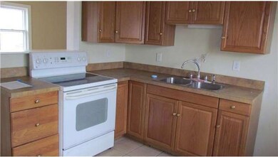 324 Coolidge Ave, Penns Grove, NJ 08069 - photo 7