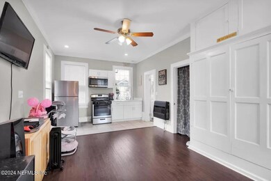 3104 Herschel St unit 3, Jacksonville, FL 32205 - photo 3