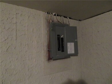 526 Union Ave unit 528, Providence, RI 02909 - photo 2