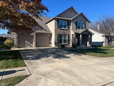 7978 Lawrence Woods Ct, Indianapolis, IN 46236 - photo 2