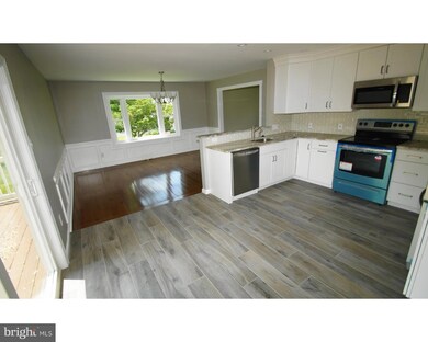 82 Watergate Dr, Feasterville Trevose, PA 19053 - photo 6