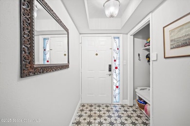 Foyer w/built-in