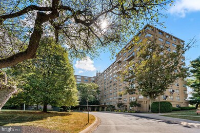 Radnor House unit 210, Bryn Mawr, PA 19010 - photo 2