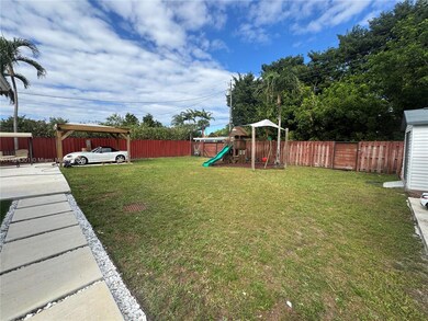 3807 Hayes St, Hollywood, FL 33021 - photo 5