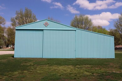 723 S Spriger St, Elnora, IN 47529 - photo 5