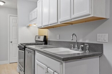 40 Shrewsbury Green Dr unit F, Shrewsbury, MA 01545 - photo 4