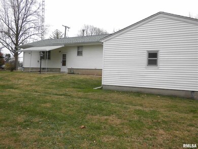 431 S Front St, Virginia, IL 62691 - photo 2