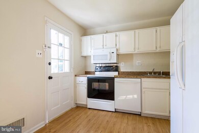 6001 Ticonderoga Ct, Burke, VA 22015 - photo 4