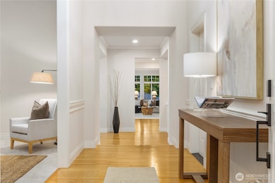 14699 NE 16th St, Bellevue, WA 98007 - photo 3