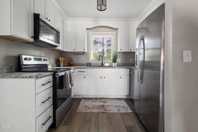 130 Edgewood Ave-9351