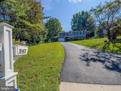 947 Caledonia St, Philadelphia, PA 19128 - photo 5