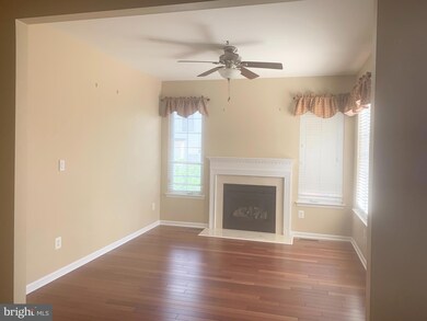 42697 Sandman Terrace, Chantilly, VA 20152 - photo 7