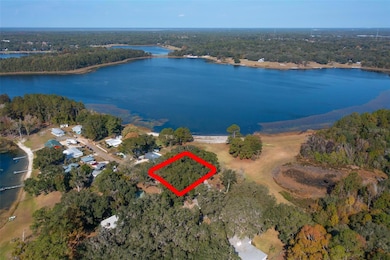 7915 Breezy Point Rd W, Melrose, FL 32666 - photo 2