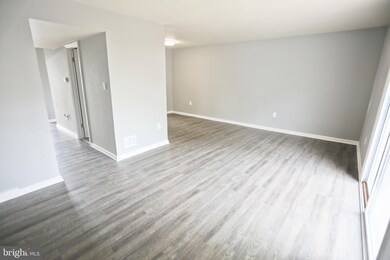 7923 Meadow Ct, Manassas, VA 20109 - photo 7