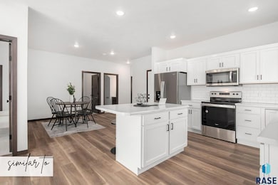 5713 E Marley Place, Sioux Falls, SD 57108 - photo 2