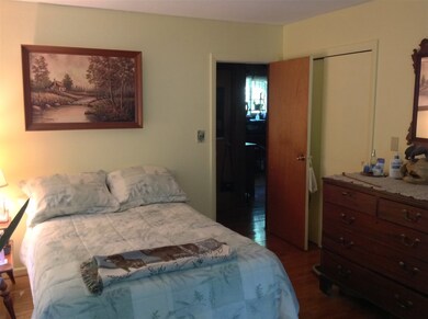 1227 Craney Hill Rd, Henniker, NH 03242 - photo 4