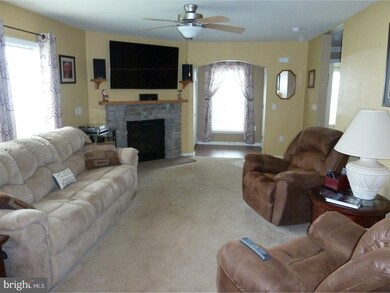 10 Waxwing Cir, Bechtelsville, PA 19505 - photo 3