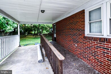 8802 Orbit Ln, Lanham, MD 20706 - photo 3
