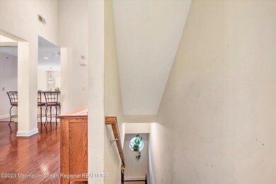 05-FOYER