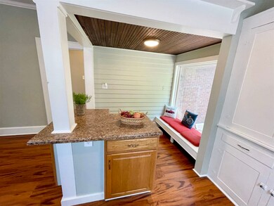 321 W Spruce St, Princeton, IN 47670 - photo 6