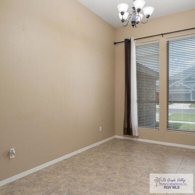2204 Water Willow Dr, Weslaco, TX 78596 - photo 4