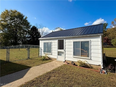 12 Glenna St, Newport, OH 45768 - photo 5