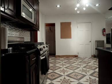 9 Oakhurst St, Dorchester Center, MA 02124 - photo 5