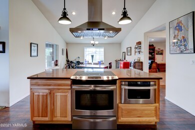 10805 Summitview Ext-7